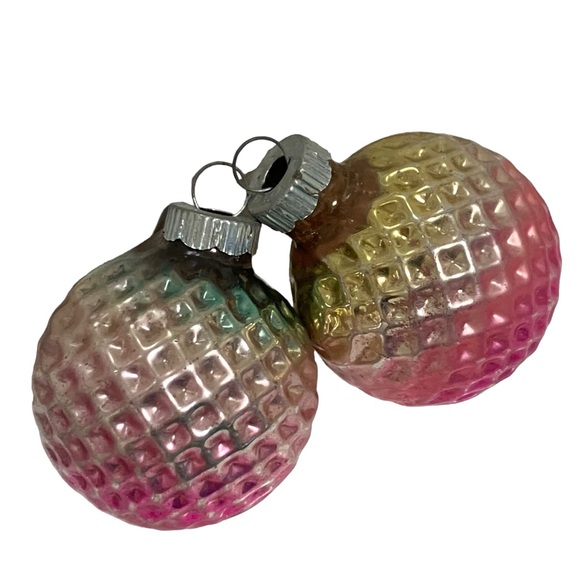 Vintage Shiny Brite Waffle Golf Ball Pink Ombre Christmas Ornaments Lot of 2 - Picture 2 of 6